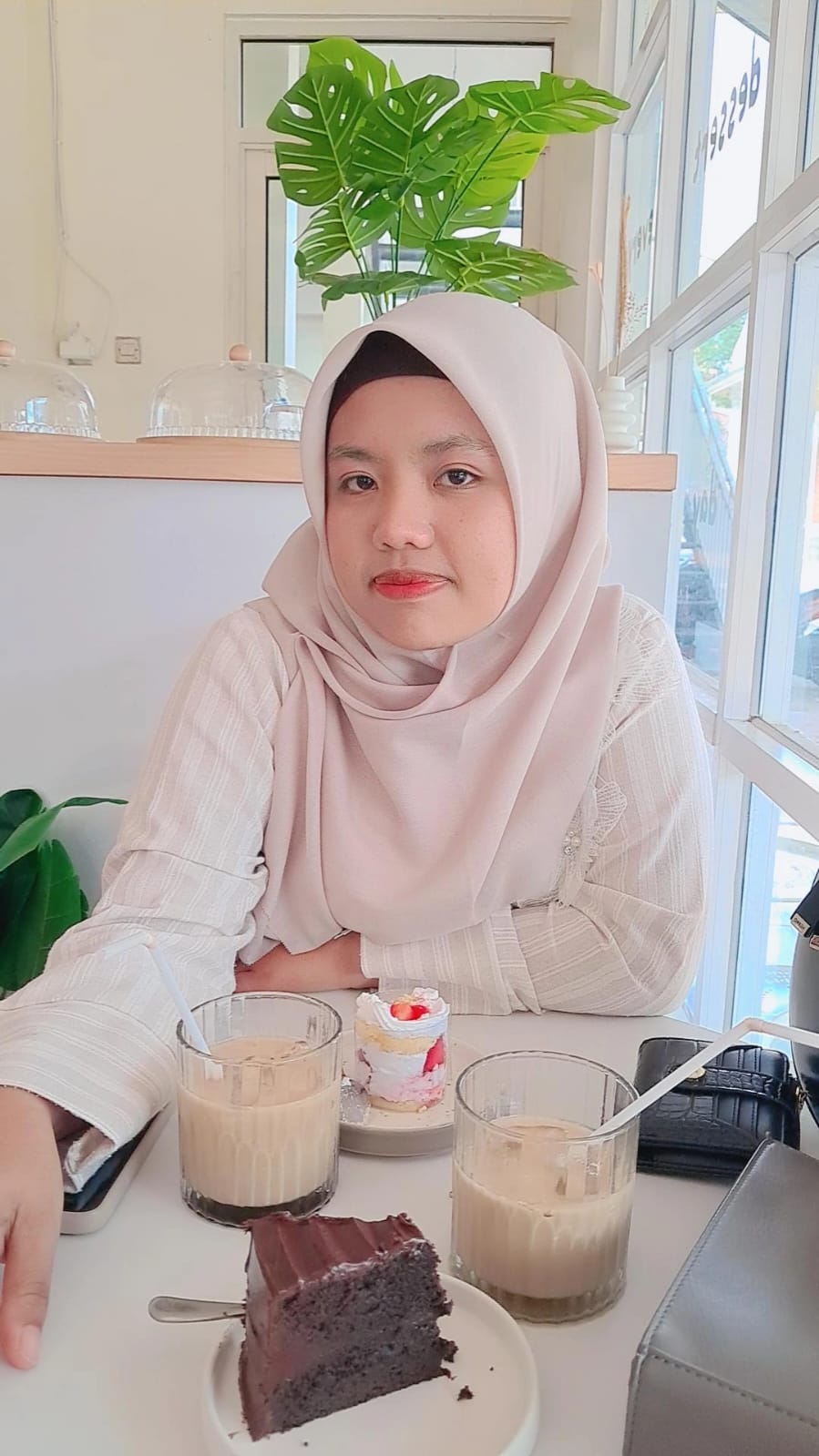 Ivatu Sholekhah at BuildWithAngga