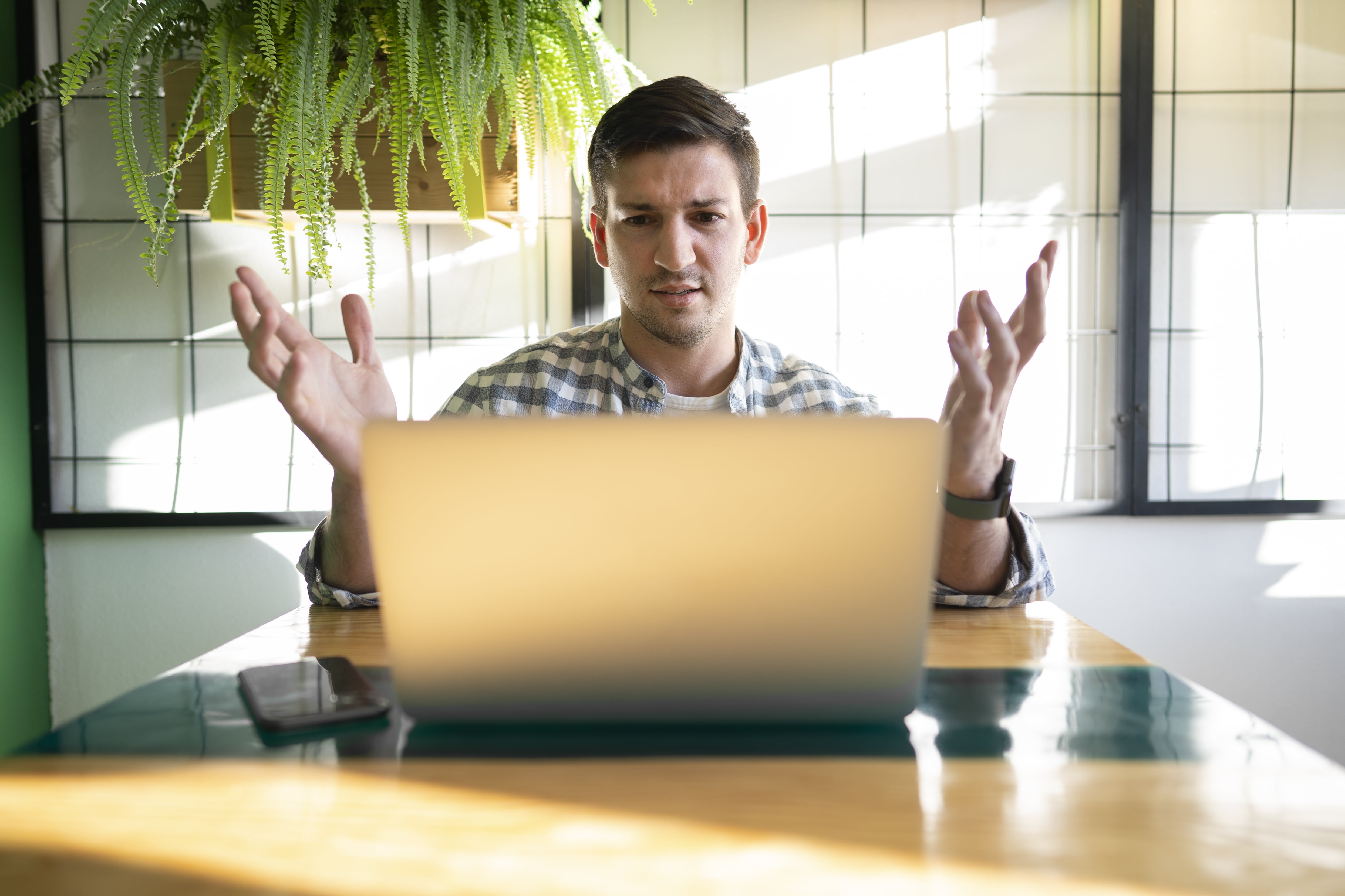 Kelas Frontend Developer vs UI Engineer: Apa Bedanya dan Harus Pilih Mana di BuildWithAngga